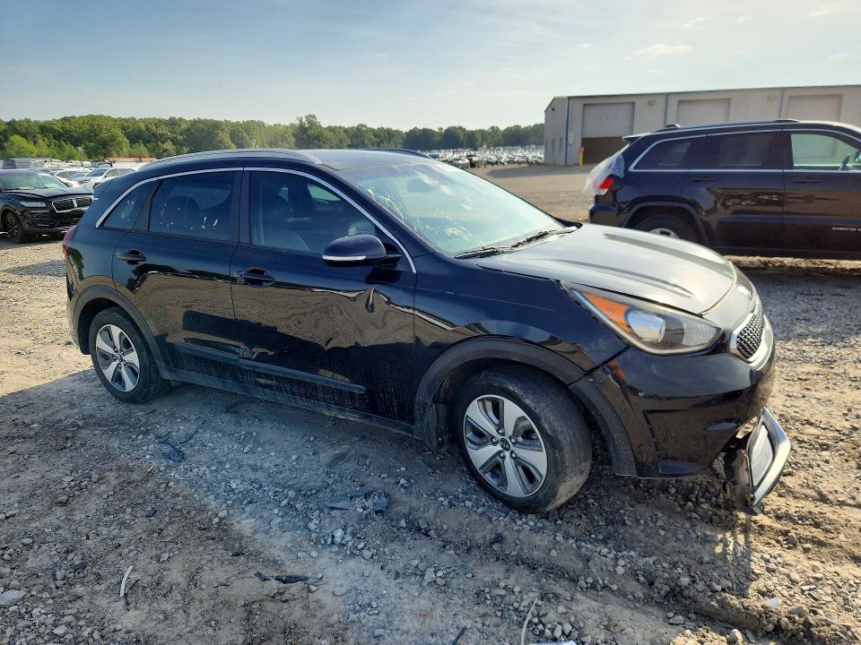 2019 Kia Niro VIN KNDCC3LC8K5240320 COPART salvage auction — MECHANICAL, Ar - Certificate Of Title (P), sold $2,100 on 2026-09-10 (photo 4)