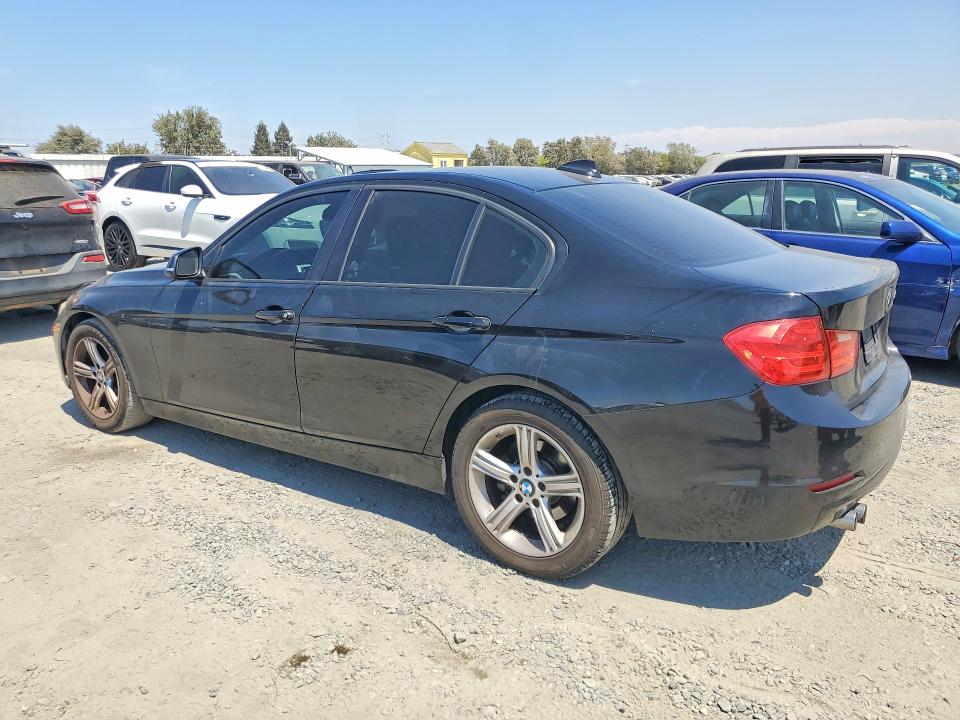 2013 BMW 3er VIN WBA3C1G51DNR45623 COPART salvage auction — FRONT END, Ca - Salvage Certificate, sold $875 on 2026-08-18 (photo 2)