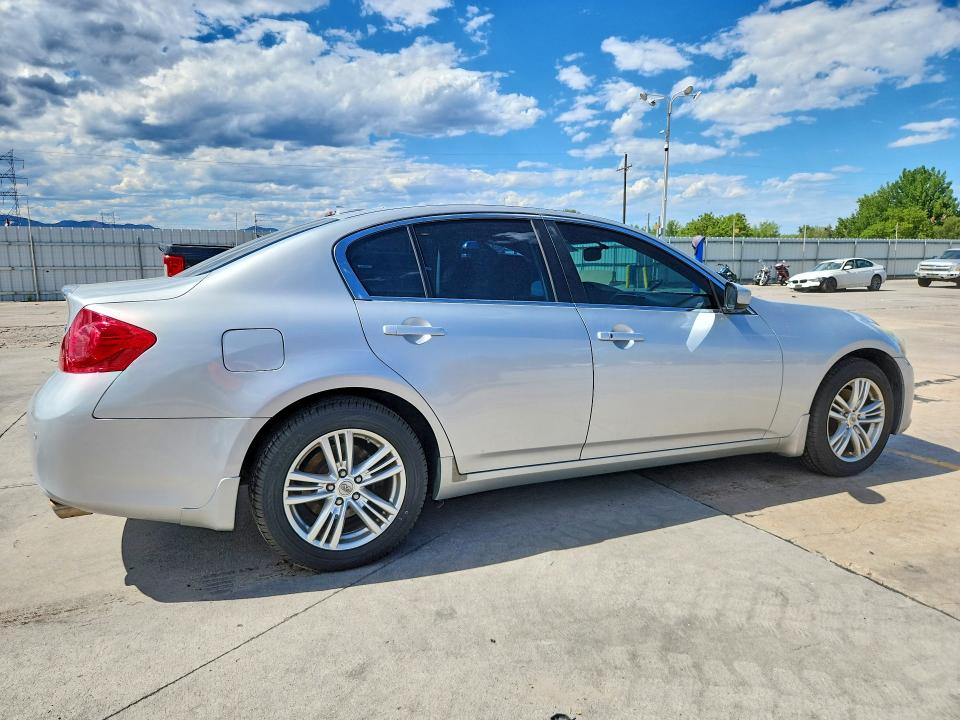 2013 Infiniti G VIN JN1CV6AR5DM769965 COPART salvage auction — MINOR DENT/SCRATCHES, Co - Certificate Of Title, sold $2,950 on 2026-08-26 (photo 3)