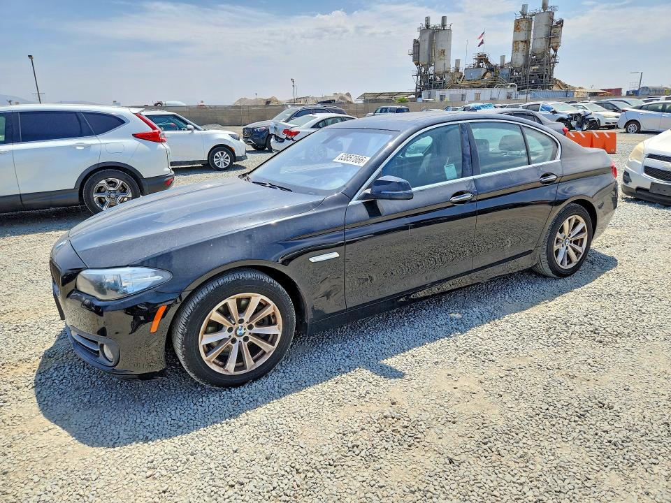 2015 BMW 5er VIN WBA5A5C53FD520344 COPART salvage auction — MINOR DENT/SCRATCHES, Ca - Dis/Dlr/Exp Only Clean Title, sold $2,350 on 2026-08-19 (photo 1)