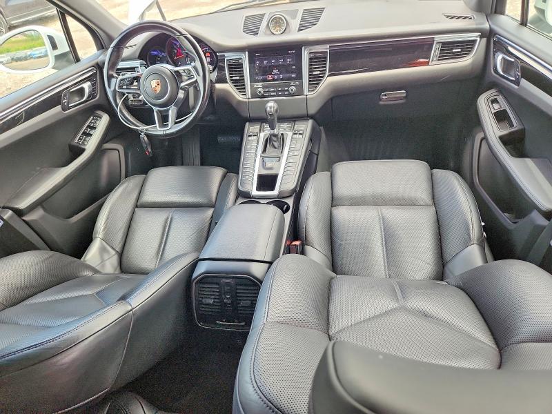 2018 Porsche Macan VIN WP1AA2A51JLB22369 COPART salvage auction — WATER/FLOOD, Fl - Cert Of Title-Slvg Rebld Flood, sold $10,400 on 2026-08-25 (photo 8)