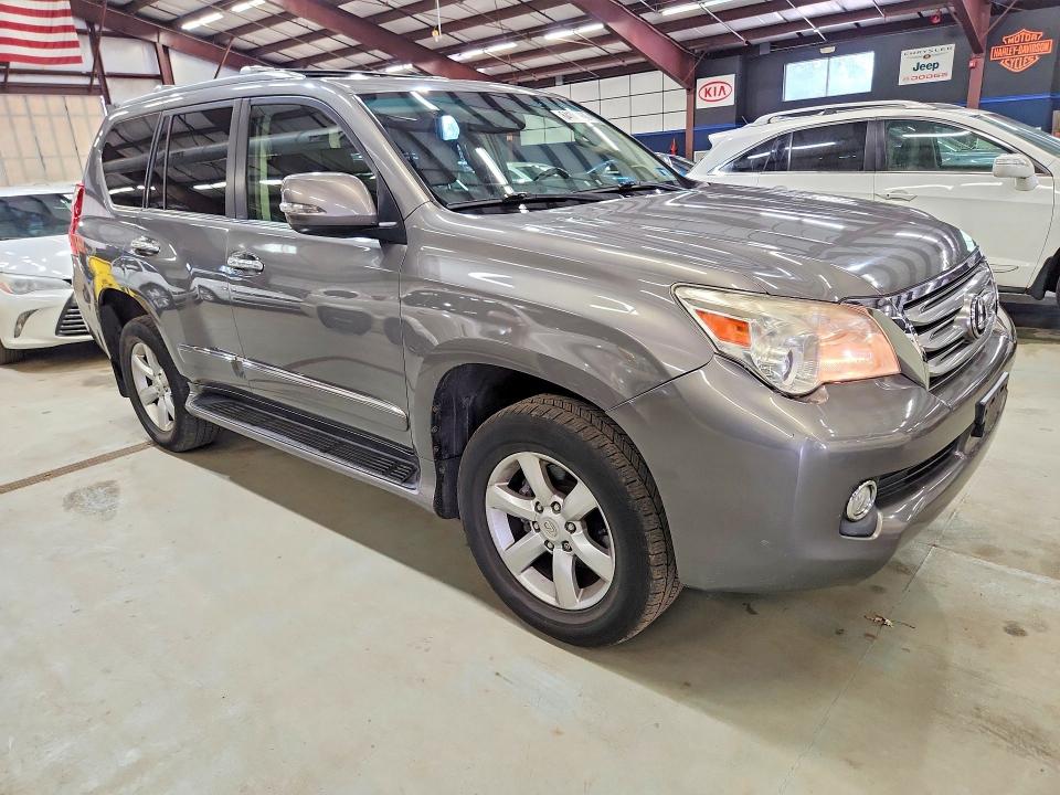 2012 Lexus Gx 460 VIN JTJBM7FX4C5041584 COPART salvage auction — REAR END, NJ - CERTIFICATE OF TITLE, sold $11,000 on 2026-09-03 (photo 4)