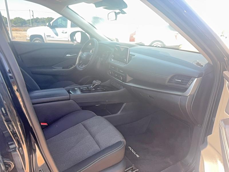 2026 Nissan Rogue VIN 5N1BT3BA0TC698065 COPART salvage auction — HAIL, Salvage Title, sold $9,900 on 2026-08-20 (photo 5)