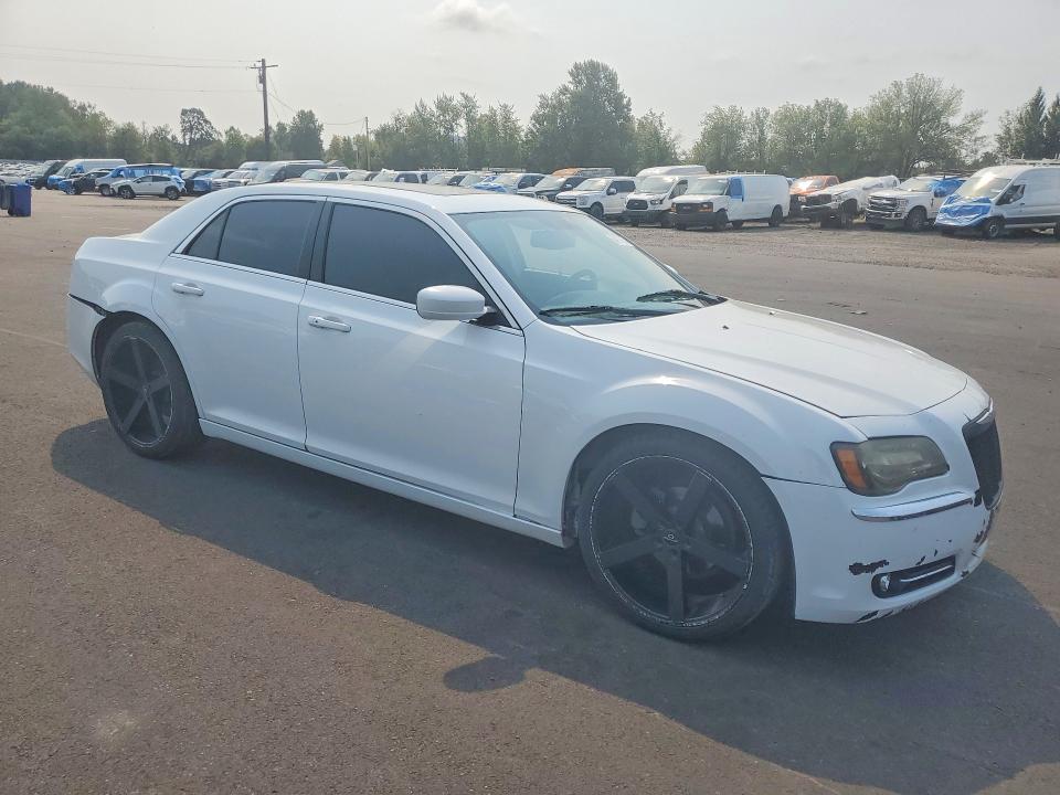 2013 Chrysler 300 VIN 2C3CCAAG3DH707704 COPART salvage auction — REAR END, Or - Salvage Title Certificate, sold $625 on 2026-09-27 (photo 4)