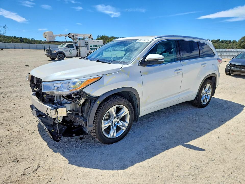 2014 Toyota Highlander VIN 5TDDKRFH2ES027881 — COPART salvage auction photo