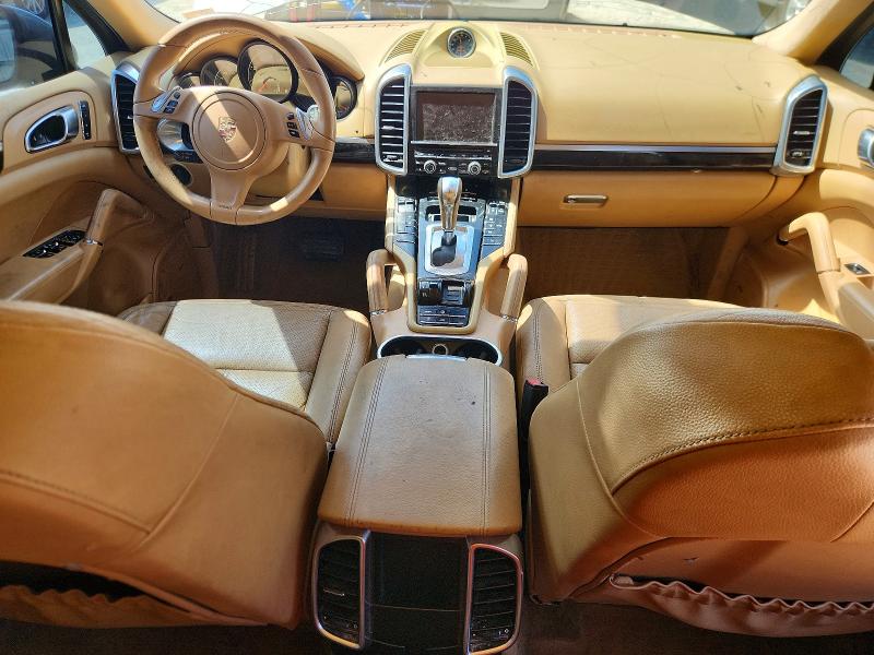 2013 Porsche Cayenne VIN WP1AA2A22DLA02932 COPART salvage auction — SIDE, Fl - Cert Of Title Slvg Rebuildable, sold $600 on 2026-08-18 (photo 8)