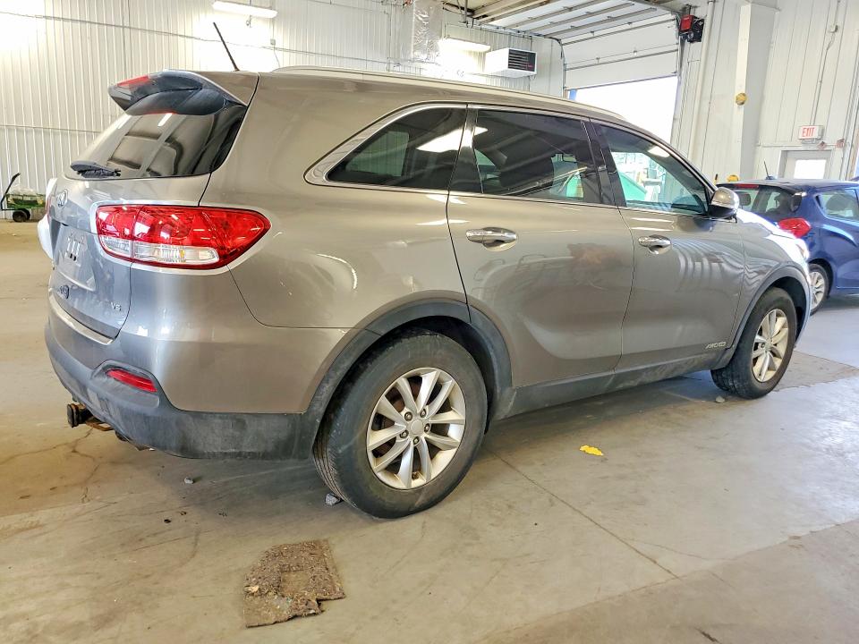 2016 Kia Sorento VIN 5XYPGDA54GG139550 COPART salvage auction — MECHANICAL, Mn - Non Public Clean Title, sold $325 on 2026-09-08 (photo 3)