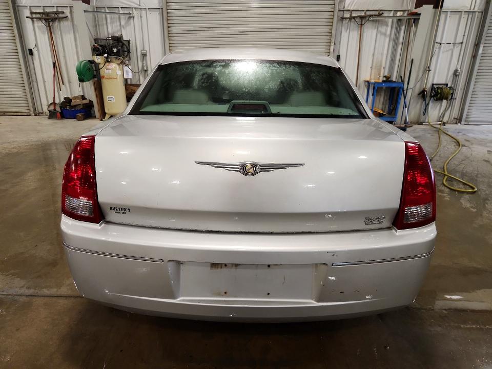 2006 Chrysler 300 VIN 2C3KA53G56H387441 COPART salvage auction — HAIL, Mn - Certificate Of Title, sold $300 on 2026-08-24 (photo 6)