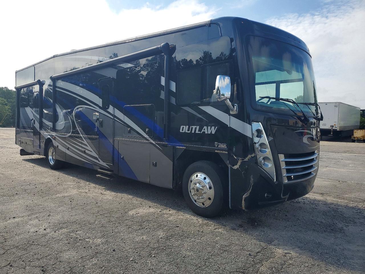 2020 Ford F53 VIN 1F66F5DN2L0A15912 — COPART salvage auction photo