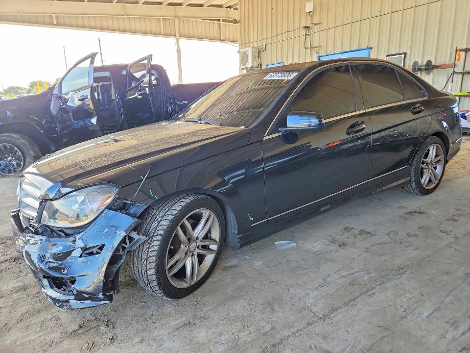 2012 Mercedes-benz C-klasse VIN WDDGF8BB7CR205332 COPART salvage auction — FRONT END, Fl - Cert Of Ttl-Rebuilt&Slvg Rbld, sold $925 on 2026-08-19 (photo 1)