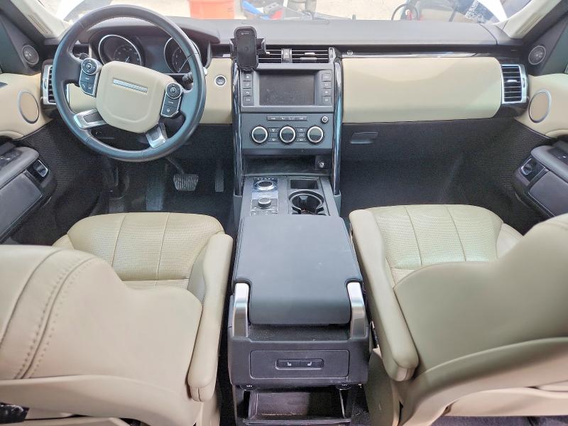 2017 Land rover Discovery VIN SALRGBBV1HA046989 COPART salvage auction — MINOR DENT/SCRATCHES, UT - CERTIFICATE OF TITLE, sold $4,050 on 2026-09-09 (photo 8)