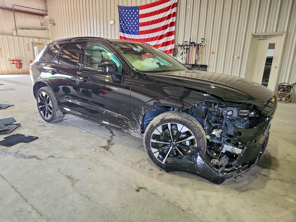2026 Volvo Xc60 VIN YV4M12RC7T1471937 COPART salvage auction — FRONT END, Va - Cert Of Title - Salvage, sold $14,000 on 2026-08-24 (photo 4)