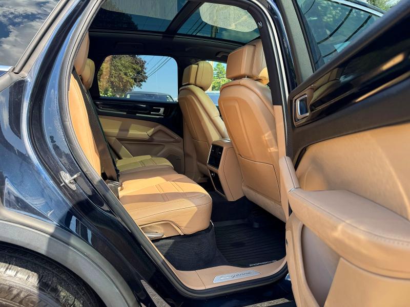 2019 Porsche Cayenne VIN WP1AA2AYXKDA03869 COPART salvage auction — MINOR DENT/SCRATCHES, Ma - Certificate Of Title (P), sold $16,900 on 2026-08-18 (photo 6)