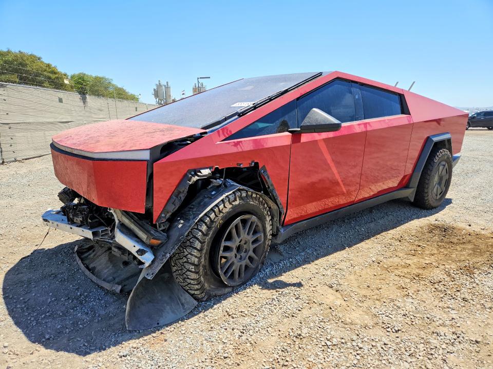 2025 Tesla Cybertruck VIN 7G2CEHED3SA059583 — COPART salvage auction photo