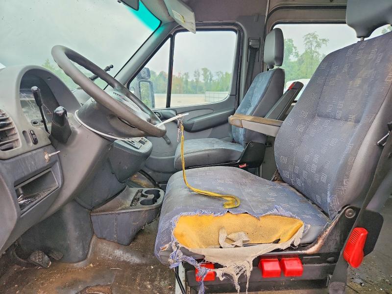 2006 Dodge Sprinter VIN WD0PD644565936301 COPART salvage auction — FRONT END, Oh - Certificate Of Title, sold $1,419 on 2026-09-30 (photo 7)