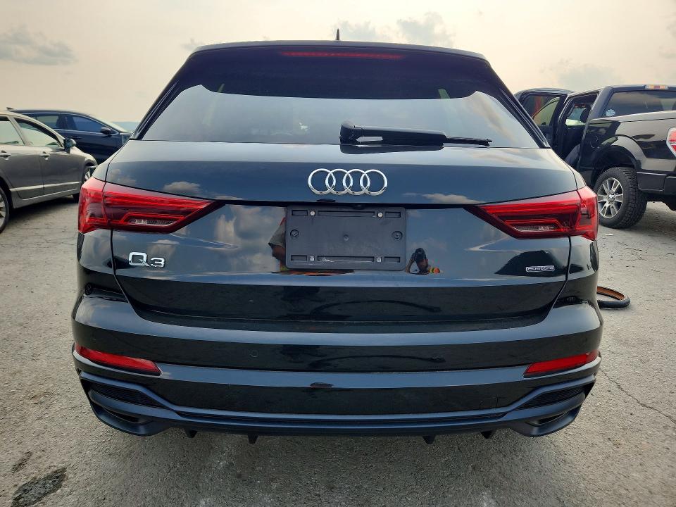 2021 Audi Q3 VIN WA1DECF3XM1031739 COPART salvage auction — SIDE, Salvage Title, sold $11,600 on 2026-08-18 (photo 6)