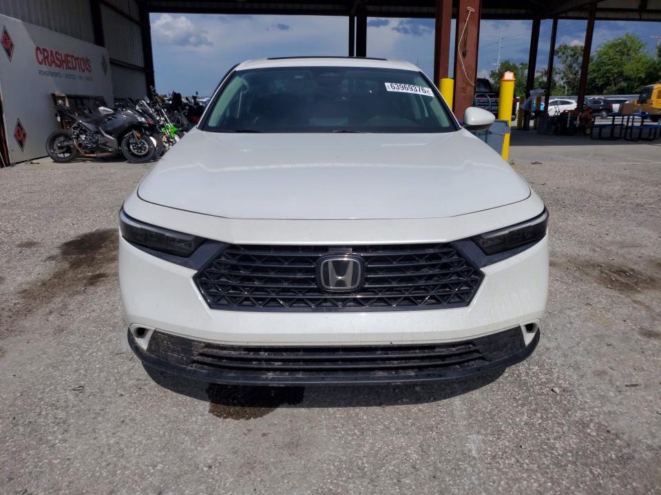 2023 Honda Accord VIN 1HGCY1F30PA019702 COPART salvage auction — SIDE, Fl - Cert Of Title Slvg Rebuildable, sold $8,900 on 2026-08-21 (photo 5)