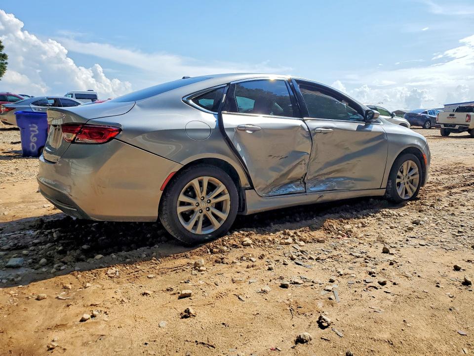 2015 Chrysler 200 VIN 1C3CCCAB2FN608253 COPART salvage auction — SIDE, Salvage Title, sold $275 on 2026-09-08 (photo 3)