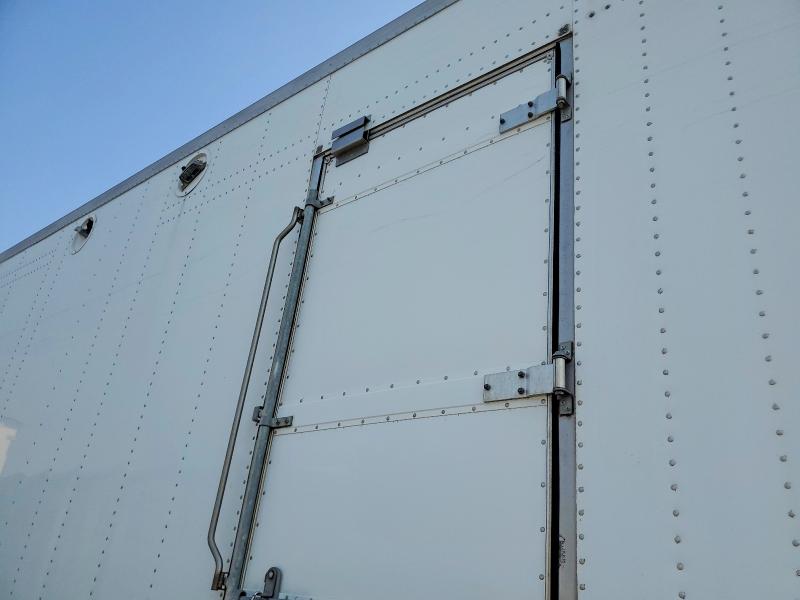 2016 Utility trailer VIN 1UYVS2359GU484001 COPART salvage auction — SIDE, IL - DIS/DLR/EXP ONLY CLEAN TITLE (P), sold $1,850 on 2026-09-29 (photo 7)