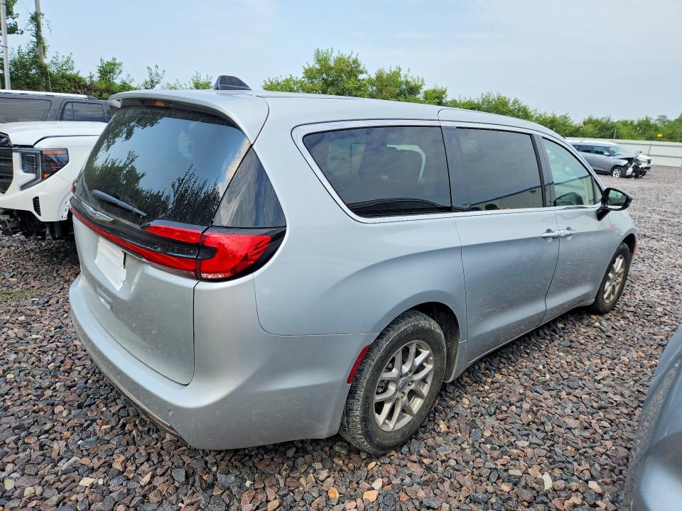 2024 Chrysler Pacifica VIN 2C4RC1BG0RR155374 COPART salvage auction — SIDE, MO - CERTIFICATE OF TITLE (P), sold $13,800 on 2026-08-19 (photo 3)