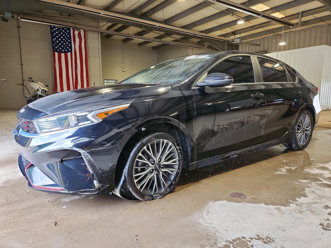 2023 Kia Forte VIN 3KPF54AD0PE605822 — COPART salvage auction photo