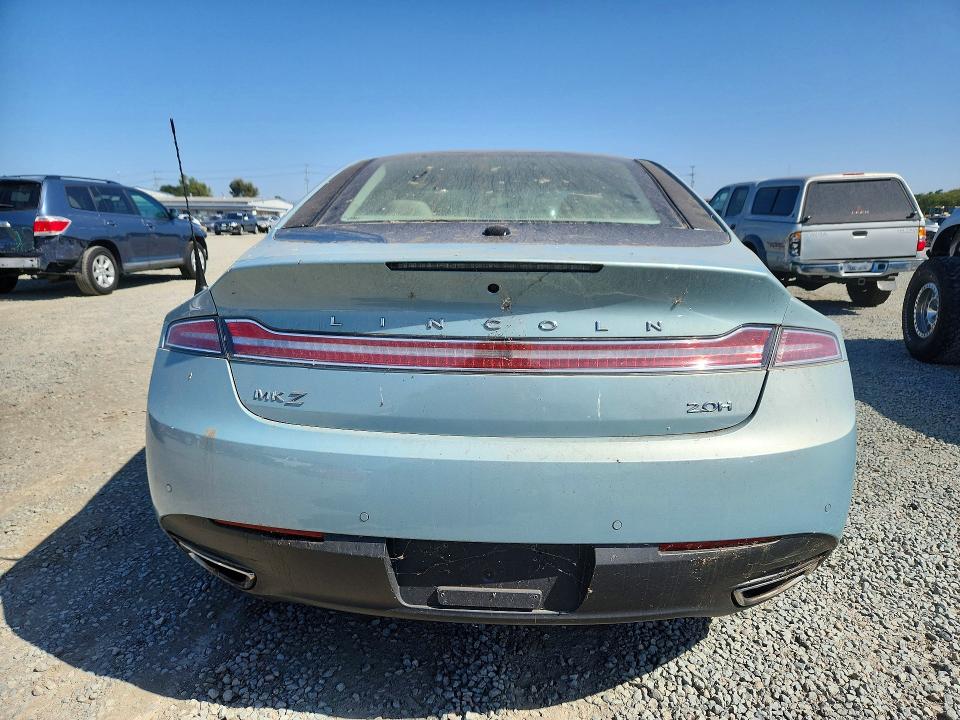 2014 Lincoln Mkz VIN 3LN6L2LU3ER814190 COPART salvage auction — MINOR DENT/SCRATCHES, NY - DIS/DLR/EXP CLEAN TITLE, sold $2,500 on 2026-09-10 (photo 6)