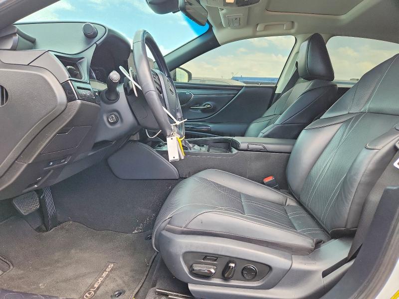 2025 Lexus ES VIN 58AEA1C19SU057049 COPART salvage auction — SIDE, CA, sold $26,750 on 2026-10-26 (photo 7)