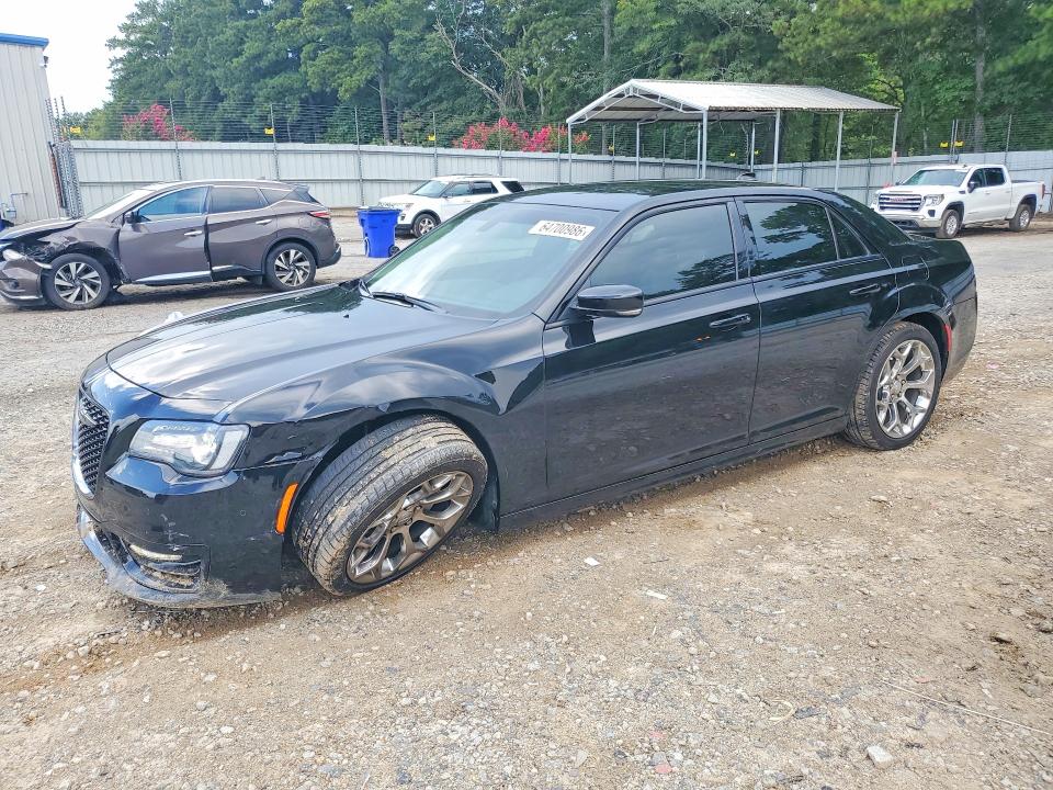 2023 Chrysler 300 VIN 2C3CCADG0PH628281 — COPART salvage auction photo