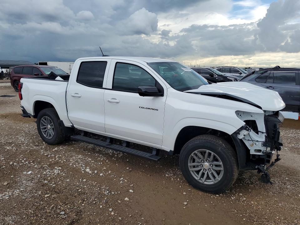 2026 Chevrolet Colorado VIN 1GCPSCEK3T1154091 COPART salvage auction — FRONT END, TX - SALVAGE VEHICLE TITLE, sold $11,100 on 2026-09-03 (photo 4)