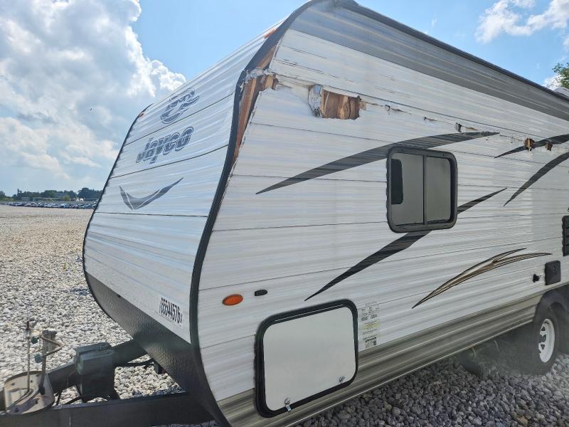 2017 Jayco jay Recreational vehicle (rv) VIN 1UJBJ0BL8H17Z0750 COPART salvage auction — SIDE, OH - CERT OF TITLE-SALVAGE, sold $1,550 on 2026-09-17 (photo 9)