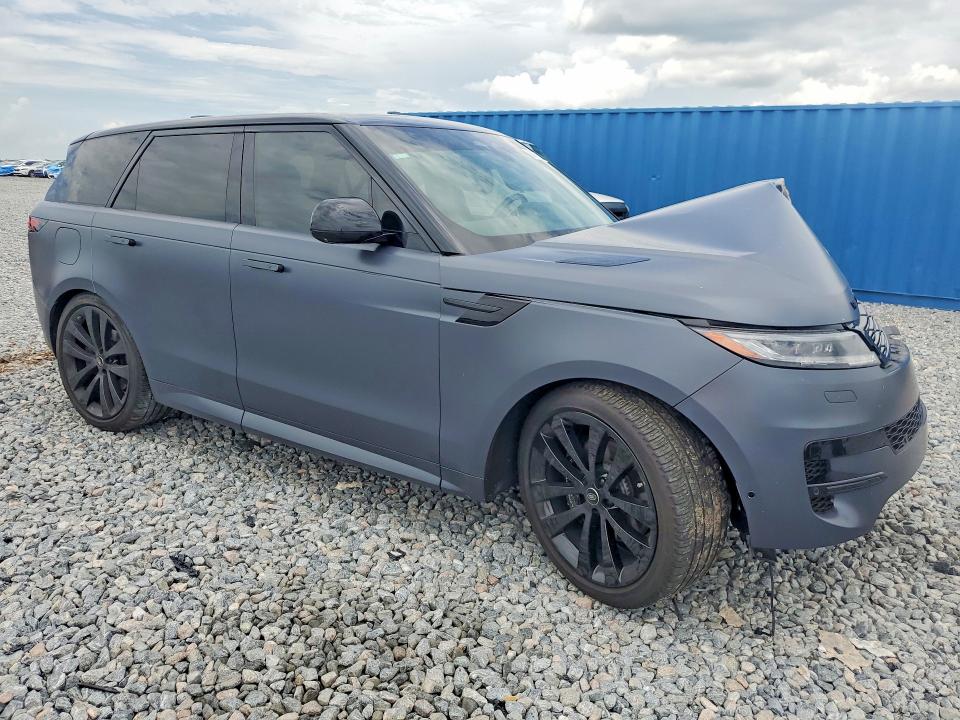 2024 Land rover Range rover sport VIN SAL1L9FU8RA420440 COPART salvage auction — FRONT END, FL - CERTIFICATE OF DESTRUCTION, sold $34,500 on 2026-08-21 (photo 4)