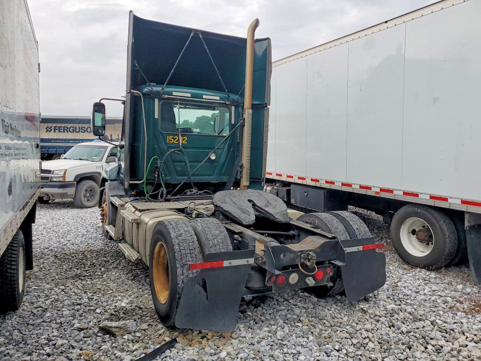 2016 Mack Cxu612 VIN 1M1AW01X7GM008467 COPART salvage auction — MINOR DENT/SCRATCHES, OK - CERTIFICATE OF TITLE (P), sold $1,100 on 2026-09-03 (photo 2)