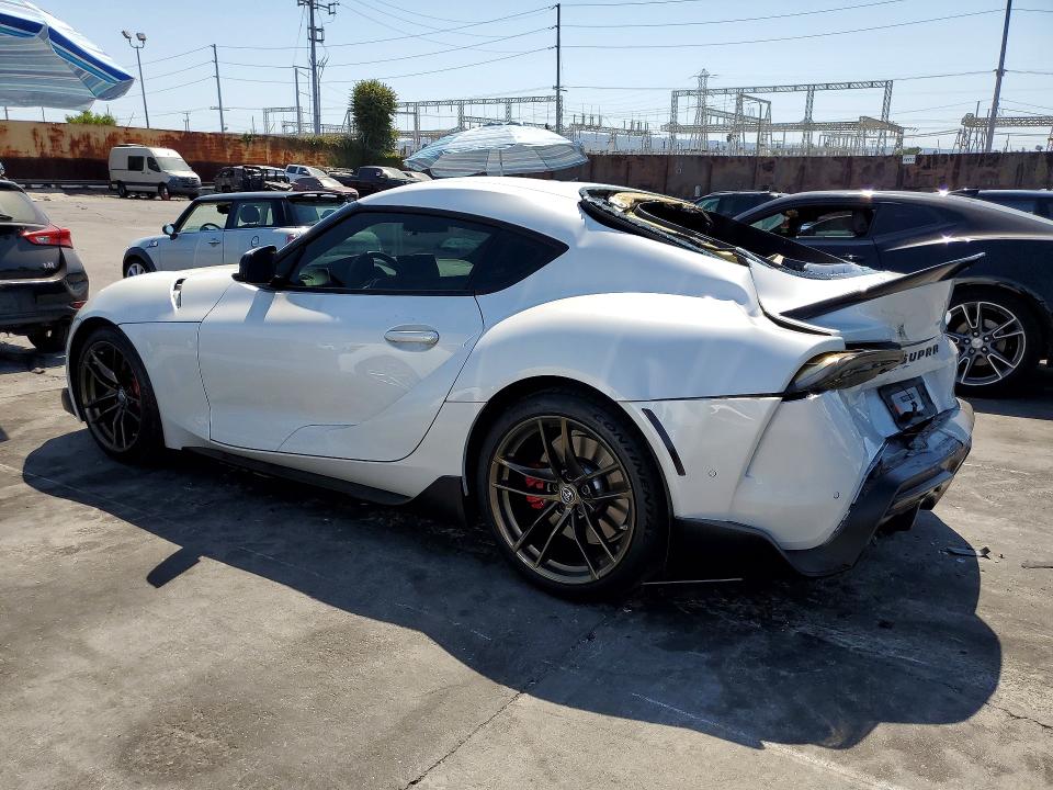 2021 Toyota Supra VIN WZ1DB0C08MW041424 COPART salvage auction — REAR END, Salvage Title, sold $21,400 on 2026-08-26 (photo 2)