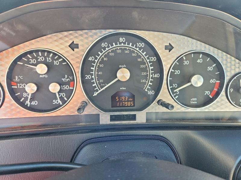 2002 Mercedes-benz Sl-klasse VIN WDBFA68F72F204506 COPART salvage auction — NORMAL WEAR, CA - DIS/DLR/EXP ONLY CLEAN TITLE, sold $11,000 on 2026-08-24 (photo 9)