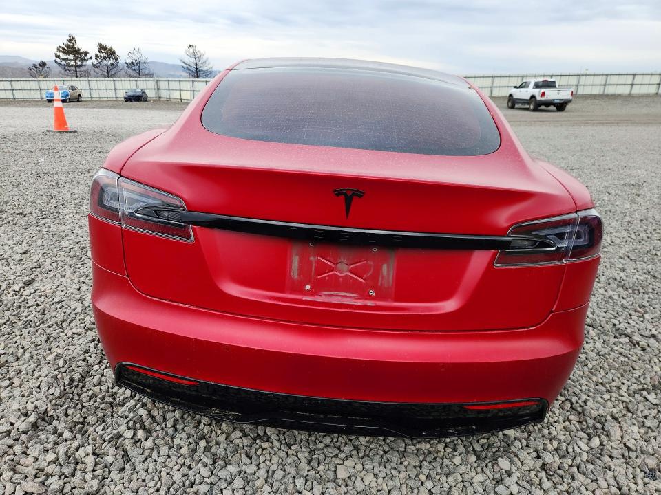 2021 Tesla Model s VIN 5YJSA1E52MF443791 COPART salvage auction — FRONT END, Nv - Salvage Title, sold $14,600 on 2026-10-08 (photo 6)