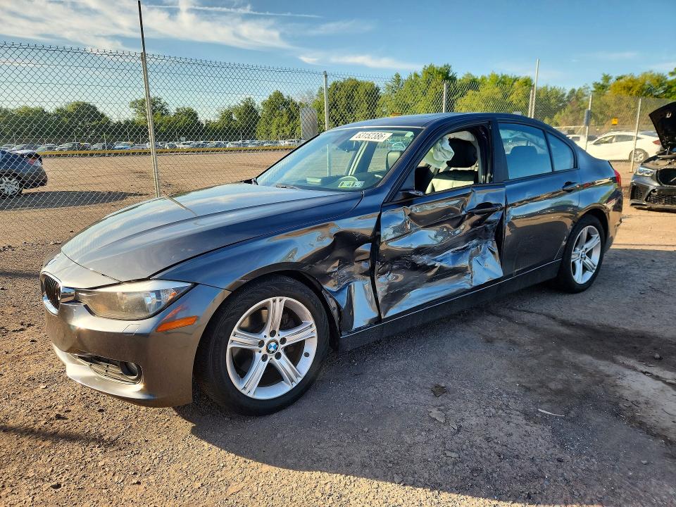 2014 BMW 3er VIN WBA3C3G55ENR25212 COPART salvage auction — SIDE, Pa - Cert Of Salv-R=Reconstructed, sold $825 on 2026-08-17 (photo 1)