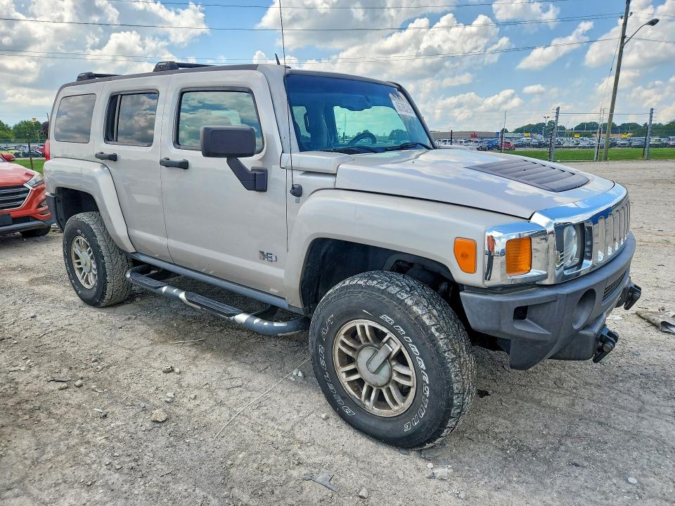 2006 Hummer H3 VIN 5GTDN136668262407 COPART salvage auction — MINOR DENT/SCRATCHES, IN - CERTIFICATE OF TITLE, sold $575 on 2026-09-04 (photo 4)