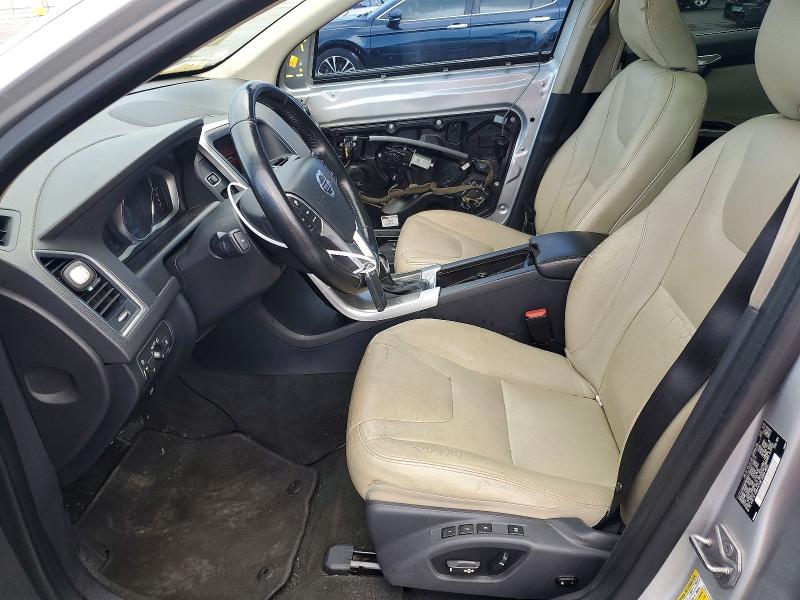 2016 Volvo Xc60 VIN YV449MRM4G2876649 COPART salvage auction — FRONT END, Fl - Cert Of Title Slvg Rebuildable, sold $2,650 on 2026-08-17 (photo 7)