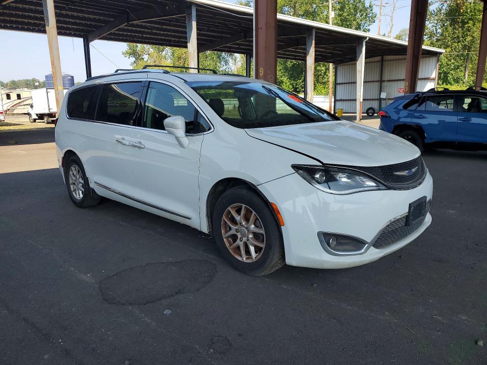 2020 Chrysler Pacifica VIN 2C4RC1BG1LR275238 COPART salvage auction — NORMAL WEAR, Or - Certificate Of Title, sold $2,100 on 2026-09-06 (photo 4)