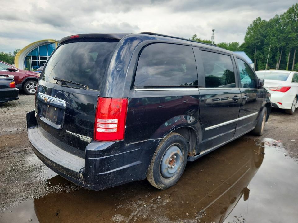 2010 Chrysler Town & country VIN 2A4RR5D10AR198674 COPART salvage auction — FRONT END, MA - CERTIFICATE OF TITLE, sold $475 on 2026-09-10 (photo 3)