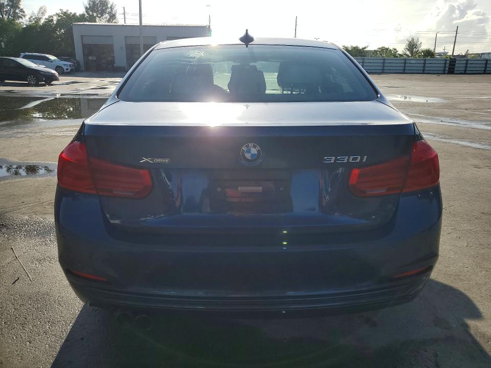 2017 BMW 3er VIN WBA8D9G50HNU60266 COPART salvage auction — MECHANICAL, Fl - Certificate Of Title (P), sold $4,550 on 2026-08-19 (photo 6)