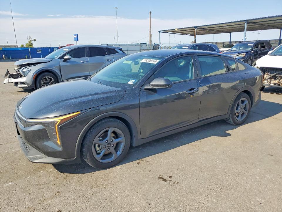 2025 Kia K4 VIN 3KPFT4DE8SE164637 — COPART salvage auction photo