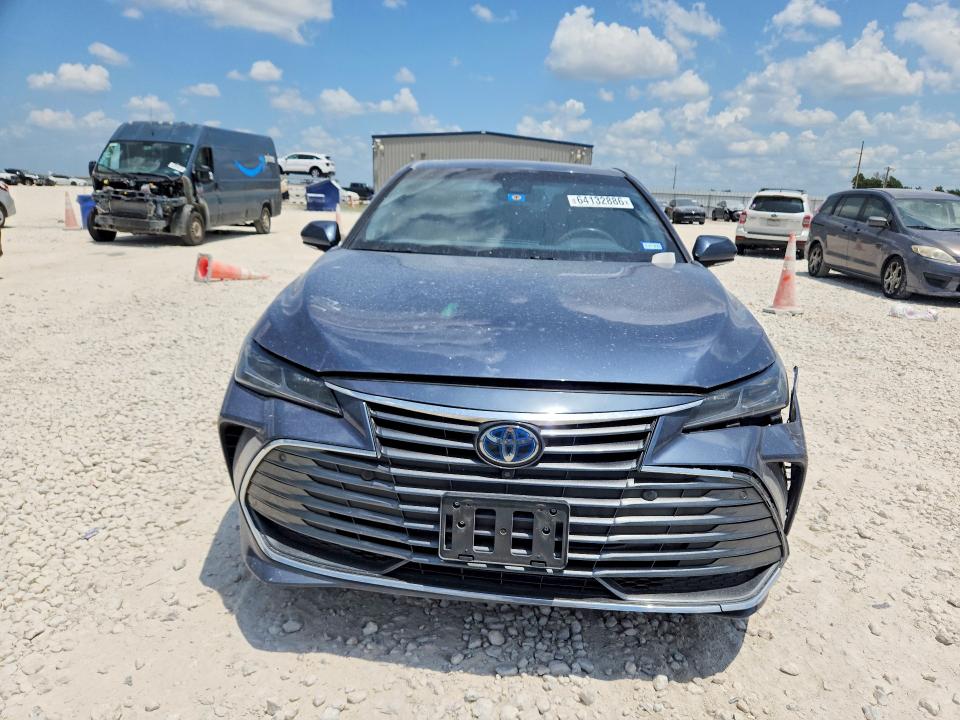2019 Toyota Avalon VIN 4T1B21FB3KU006206 COPART salvage auction — REAR END, TX - SALVAGE VEHICLE TITLE (P), sold $10,500 on 2026-08-20 (photo 5)