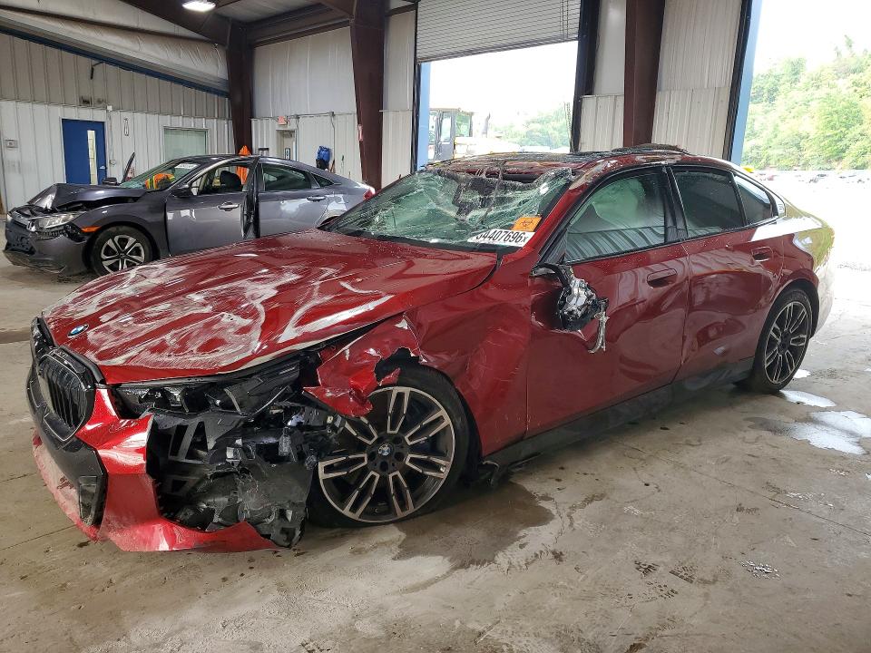2025 BMW 5er VIN WBA63FJ08SCU30179 — COPART salvage auction photo