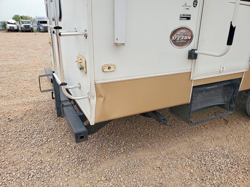 2009 Keystone Laredo VIN 4YDF265279L601027 COPART salvage auction — HAIL, SD - CERTIFICATE OF TITLE, sold $1,750 on 2026-09-29 (photo 9)