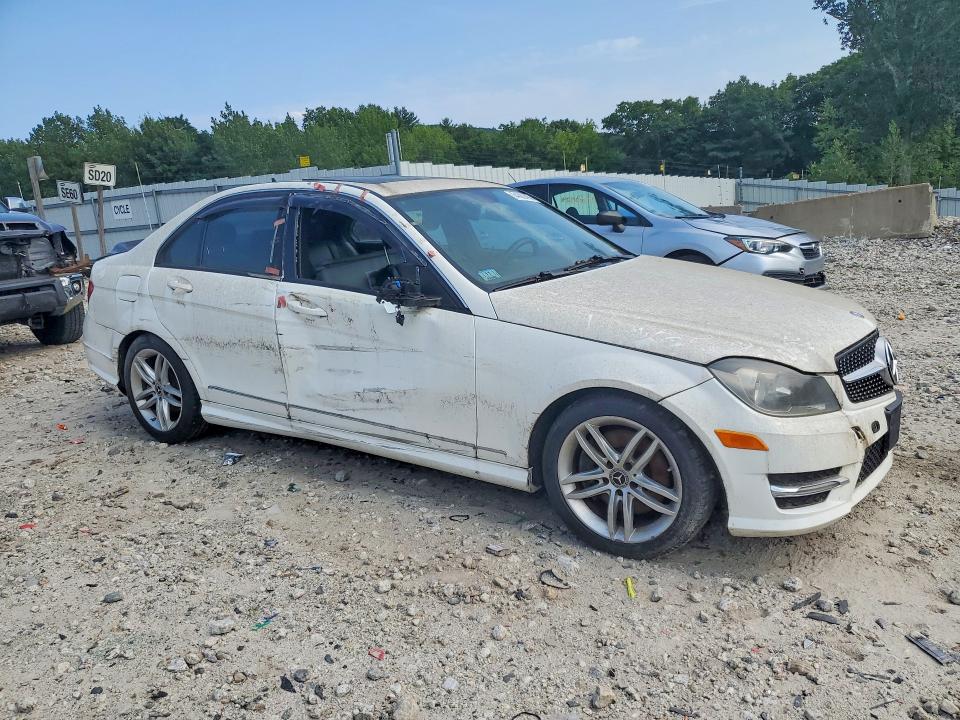 2013 Mercedes-benz C-klasse VIN WDDGF8AB9DR293349 COPART salvage auction — SIDE, Ma - Certificate Of Title, sold $825 on 2026-08-19 (photo 4)