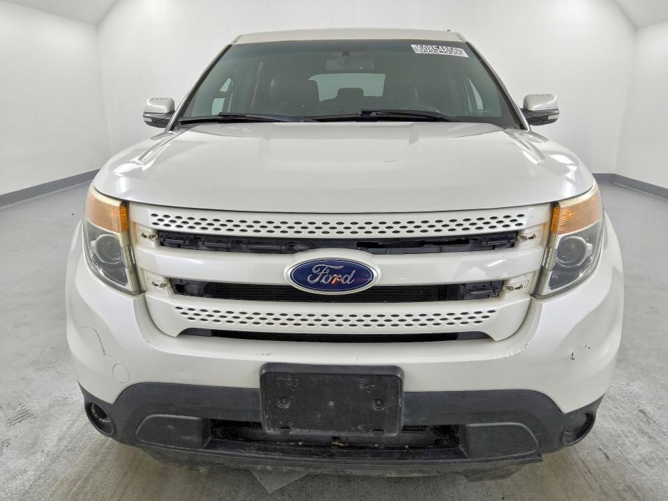 2015 Ford Explorer VIN 1FM5K7F86FGA70877 COPART salvage auction — MECHANICAL, CA - CERTIFICATE OF TITLE, sold $2,200 on 2026-09-01 (photo 5)