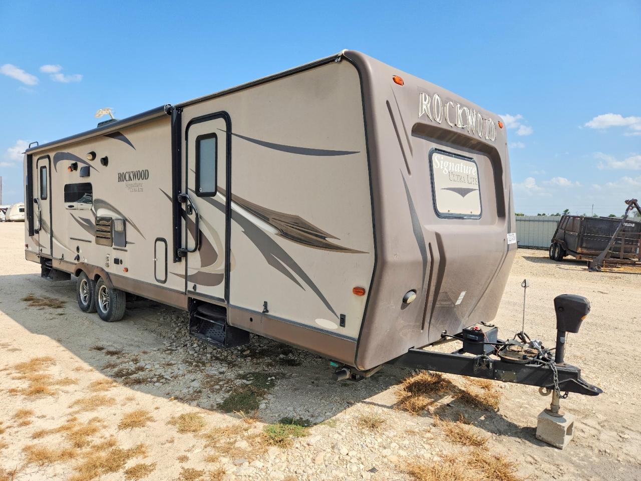 2013 Rockwood 8317ss VIN 4X4TRLG20D1846926 COPART salvage auction — Vandalized, TX - SALVAGE VEHICLE TITLE, sold $3,599 on 2026-10-10 (photo 1)