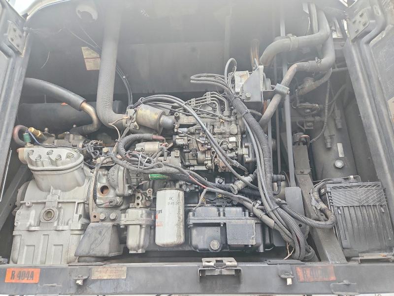 2016 Utility trailer VIN 1UYVS2483GM426149 COPART salvage auction — MINOR DENT/SCRATCHES, IL - CERTIFICATE OF TITLE (P), sold $1,800 on 2026-09-08 (photo 9)