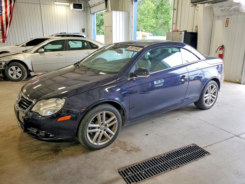 2008 Volkswagen Eos VIN WVWFA71F18V009811 COPART salvage auction — MINOR DENT/SCRATCHES, Mn - Certificate Of Title, sold $725 on 2026-08-11 (photo 1)